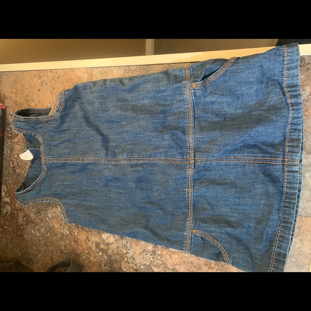 Baby GAP denim dress - size 5